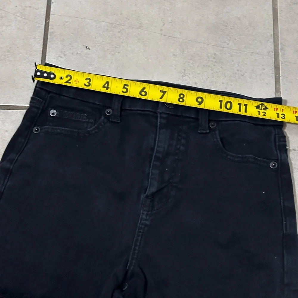 American‎ Eagle Women Black Denim Curvy High Rise Shortie Cutoff Shorts size 4